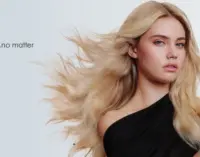 Dyson ra mắt máy sấy tóc du lịch Supersonic Travel nhỏ nhẹ chăm sóc tối ưu mái tóc