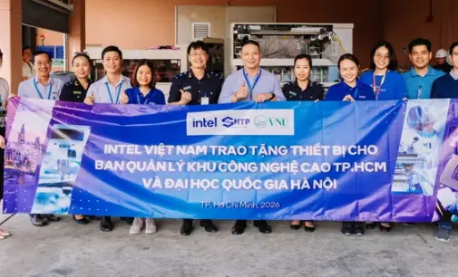 Intel trao tặng thiết bị lắp ráp và kiểm định chip phục vụ công tác đào tạo nhân lực bán dẫn tại Việt Nam