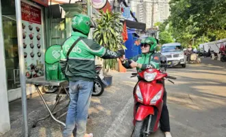 Grab triển khai chiến dịch “Quán Tốt bụng” để tiếp sức tài xế trong mùa nắng nóng