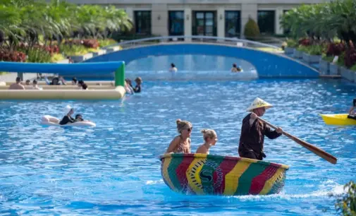 Sheraton Grand Danang có thêm sân chơi pickleball và hoạt động thuyền thúng xoay phục vụ du khách