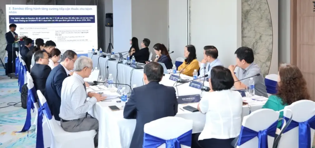 Sandoz và các chuyên gia y tế thảo luận về Kinh tế dược và khả năng điều trị bằng thuốc tương tự cho bệnh nhân ở Việt Nam