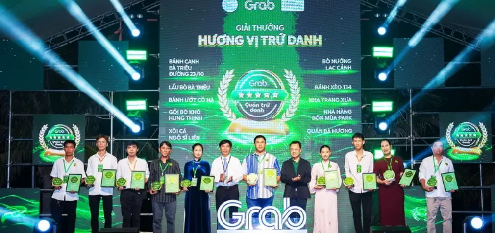 Grab Việt Nam hợp tác với tỉnh Khánh Hòa thúc đẩy chuyển đổi số du lịch và trao giải “Quán Trứ danh”
